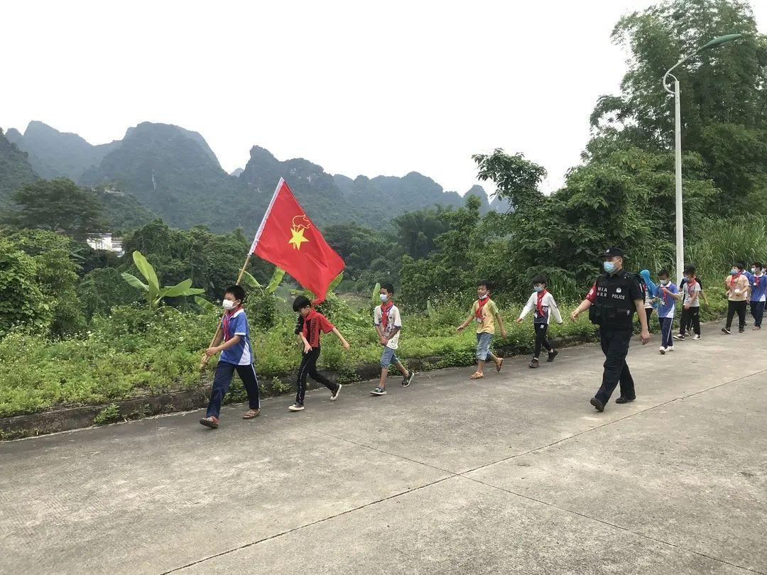 探索二四六天好彩(943CC)免费资料大全的奥秘二四六天好彩(944cc)免费资料大全二四正版金牛网