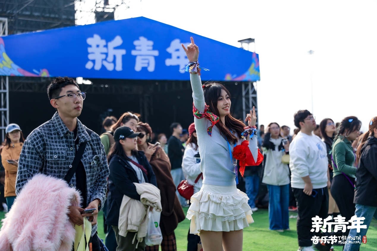 青春热浪，小青年心水论坛的激情与梦想小青年心水主论坛